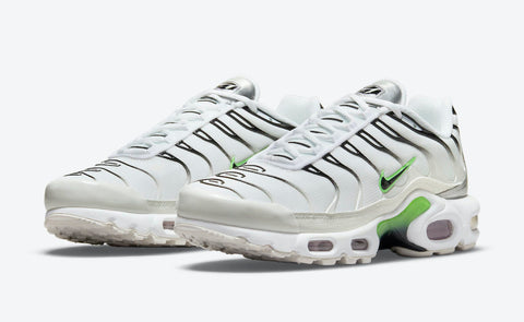 products/Nike-Air-Max-Plus-DN6997-100-Release-Date-4-1068x656.jpg