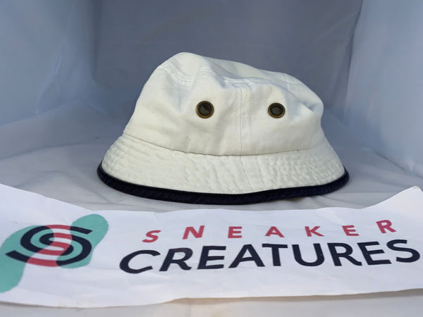 Newhattan White Bucket Hat L/XL Fitted