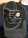Reebok Philadelphia Flyers NHL Hat Size S/M